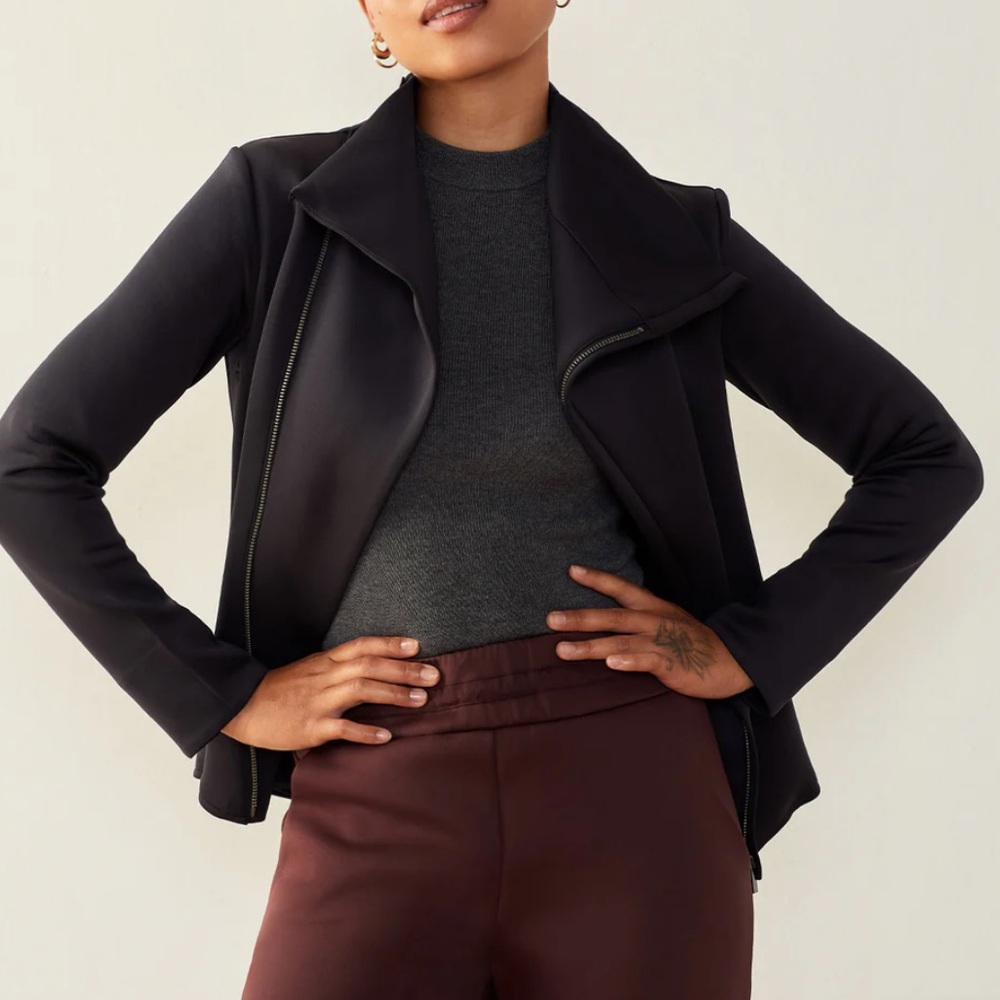 Aday Up in the Air Jacket in Black